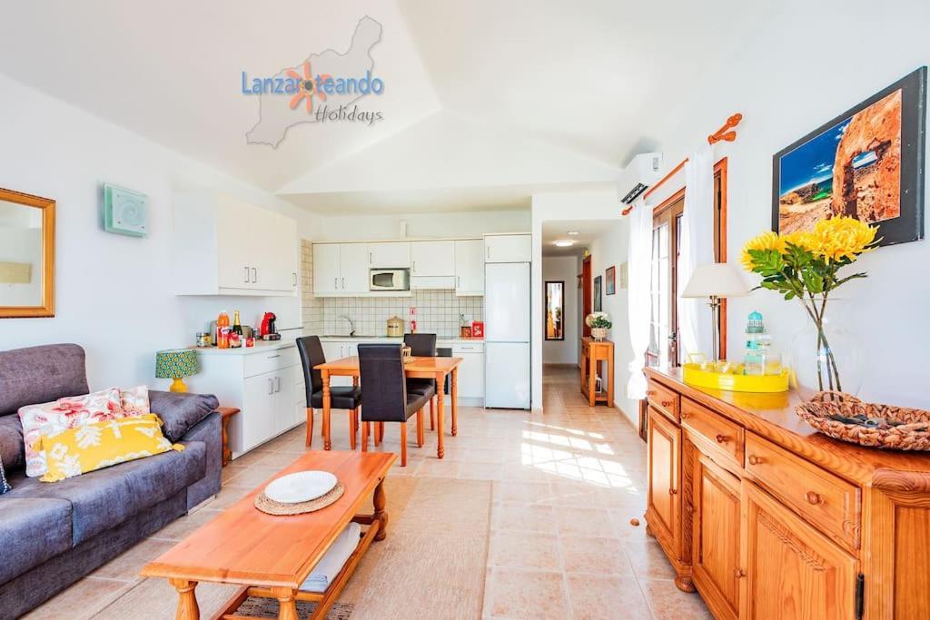 Casita El Faro En Playa Bastian Aircon In The Bedrooms Vv コスタ・テギセ エクステリア 写真