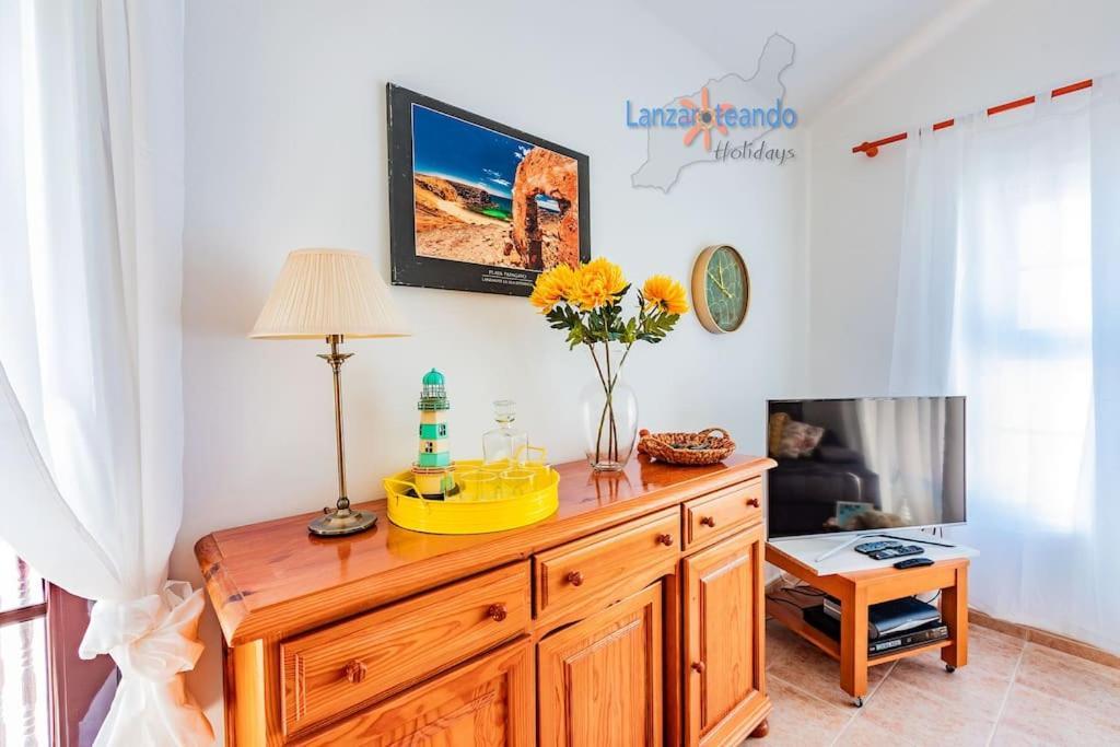 Casita El Faro En Playa Bastian Aircon In The Bedrooms Vv コスタ・テギセ エクステリア 写真